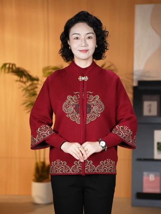 #妈妈装 有句话说:母亲在,家就在,幸福就在!#谁穿谁好看 #国风服饰 #中老年女装 #婆婆妈妈装