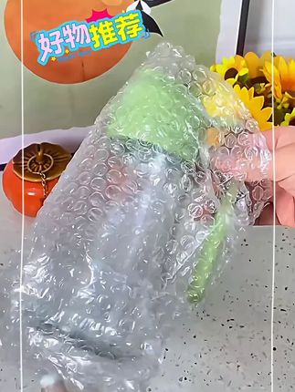 终于淘到这个#倒油不滴油 的小#喷油壶 了,它是喷 倒两种方式使用的#厨房好物 #种草好物推荐 #邪修的风还是吹到了厨房好物