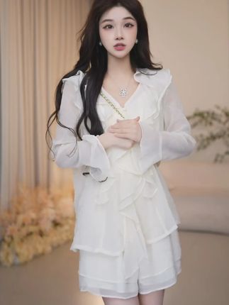 夏天的美好,是因为风用了心 #品质女装#轻奢女装#时尚女装#夏日搭配#遮肉显瘦穿搭