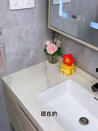 【佳立方】炫彩吸盘手柄牙刷架家用免打孔收纳架卫生间壁挂置物架#家用好物 #牙刷架 #免打孔 #卫生间收纳 #佳立方