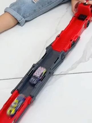 哇塞!可以装小汽车的大拖车,还可以变形成轨道弹射车,我儿子可喜欢了,质量也嘎嘎好,关键这个价格真的太值了#儿童玩具  #玩具车  #弹射车  #宝宝玩具  #男孩玩具