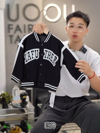 小仙女们点菜的棒球服来咯 #每日童装穿搭分享#高品质童装#潮童必备#男生穿搭#好看的衣服都在这里