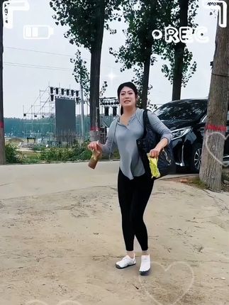 姐妹们,今天咖啡打卡了吗?#咖啡 #品质 #工厂直发 #中秋佳节 #独立包装 @佳佳(好粗鲁) @抖音小助手