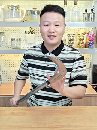 农用割草镰刀加长杆特快高锰钢除草小勾刀镰刀园林工具长款 长柄砍割镰刀#镰刀  #锰钢镰刀  #割草刀  #柴刀