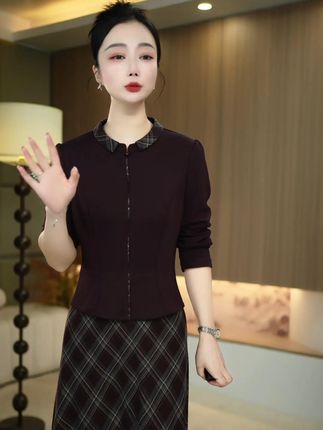 #穿出高级感 #品质女装 #优雅知性 #连衣裙 #女人味十足