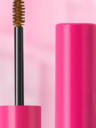 画眉必入这款染眉膏!到手 2 支超划算,绒雾质地自然不生硬,奶咖色超显气质,黄皮姐妹也能驾驭。持久持色不易晕染,流汗、出油都不怕脱妆,全天保持精致眉形。刷头纤细好控制,新手也能画出根根分明的野生眉,易上色不结块。防水防汗配方,游泳、健身都不掉。轻松打造自然毛流感,素颜涂也超提气色,性价比拉满,赶紧囤够半年用量!  #染眉膏推荐  #野生眉神器  #持久不晕染  #眉部彩妆 #好物推荐🔥