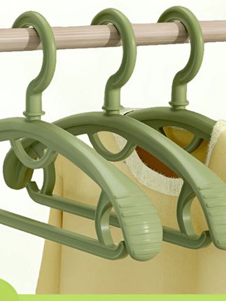 无痕加厚衣架家用防滑挂衣架晒衣架旋转衣服架晾衣服衣架子防肩角#家用衣架 #防滑衣架 #无痕衣架 #加厚衣架 #旋转衣架