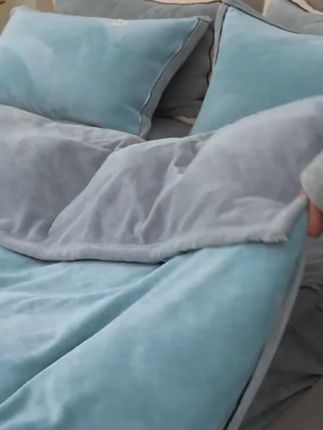 【V/雅鹿】冬季牛奶绒四件套加厚床单学生宿舍冬季双面加绒套件 #强烈推荐 #家居好物 #每日分享 #面料柔软细腻 #家纺床上用品