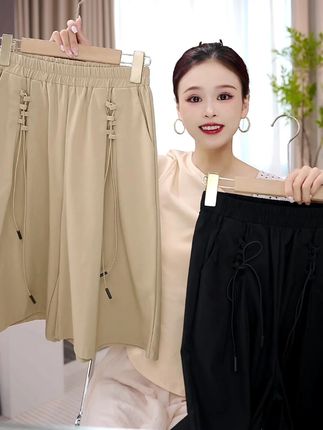 【19.9一条】舒适与时尚并存的裙裤来啦!高腰显瘦显腿长,对各种身材都很友好,喜欢的姐妹快带一条回去试试吧 #裙裤 #七分裤 #夏季穿搭 #穿搭