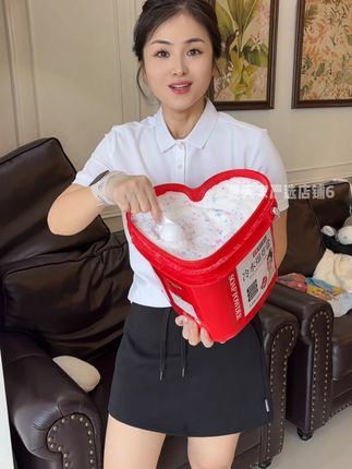 冷水直接去洗的爆炸盐,衣服干干净净持久留香#爆炸盐#洗衣粉推荐#冷水爆炸盐