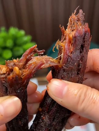 #风干鸭脖 #风干鸭脖子 #零食推荐 #追剧小零食 #吃货必备