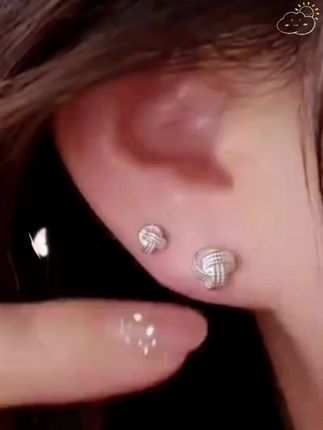 如意结耳钉上耳超美,瞬间拉满气质,氛围感直接到位#耳饰 #耳饰控 #高级感耳环耳钉推荐 #我又心动啦