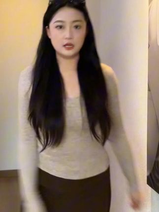 2025秋冬毛衣女U领通勤内搭打底高级感毛衣修身显瘦套头针织 #秋冬毛衣 #u领打底衫 #高级感穿搭 #修身显瘦 #套头针织衫