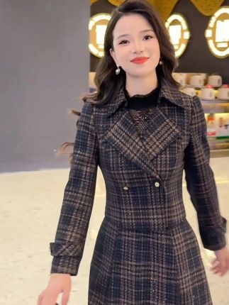 不挑人穿的秋季轻熟风穿搭分享#穿出自己的风格 #优雅气质 #高端女装 #套裙两件套
