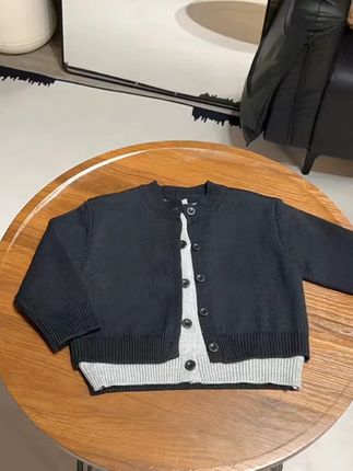 巨高品男孩子穿上真的是太帅气了#慵懒风穿搭 #毛衣穿搭 #秋冬穿搭 #针织开衫 #韩版穿搭