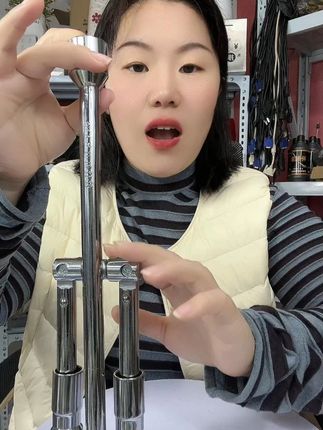省力拆卸换轮胎折叠扳手 #五金工具 #汽车轮胎扳手 #可折叠十字套筒扳手 #便携拆装维修工具 #高性能实用工具