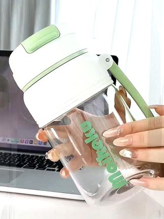 麦可酷榨汁机多功能便携式电动小型家用充电式榨水果手提榨汁杯