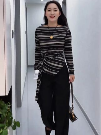 新款来了,条纹不规则绑带女长袖针织上衣,显瘦又遮肉 #时尚穿搭 #日常分享 #高级感穿搭
