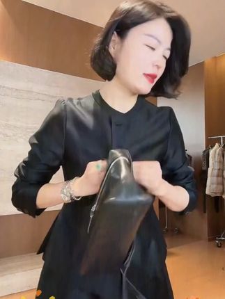 #秋冬穿搭#老谭私服#显瘦穿搭#遮肉显瘦遮肉减龄