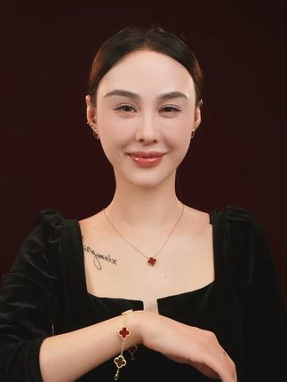 经典四叶草五花手链 #首饰分享 #时尚饰品 #纯银饰品 #手链