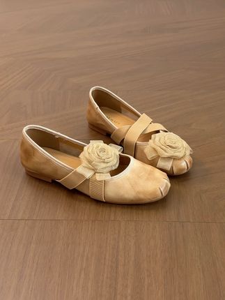 浪漫与温柔的属性体现的淋漓尽致 #软底软面穿上超舒服 #好穿又好搭 #好鞋推荐 #穿出高级感 #好穿不累脚