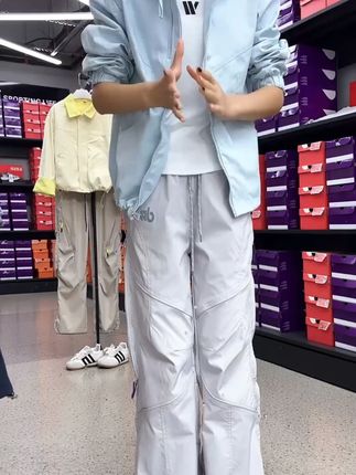 连帽双拉链冲锋衣短外套女2025春季新宽松印花小个子百搭上衣 #每日穿搭 #今日新款推荐 #新品上新 #时尚休闲 #穿出你的chic风