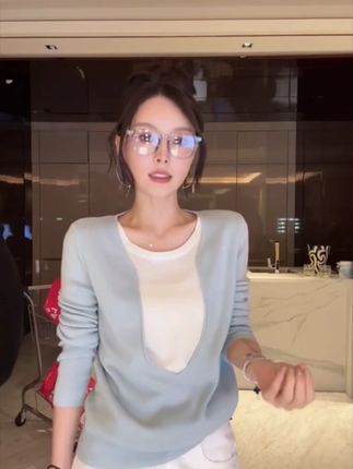 FORNI 叠叠乐 现代主义廓形感撞色假两件针织开衫上衣#显瘦穿搭 #品质女装 #夏季新款 #穿出高级感 #显瘦遮肉