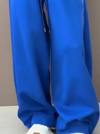 秋季新款!女生美式街头爵士舞千禧玫瑰刺绣阔腿运动裤 #美式休闲裤 #千禧玫瑰裤 #爵士舞裤子 #女生运动裤 #阔腿休闲裤