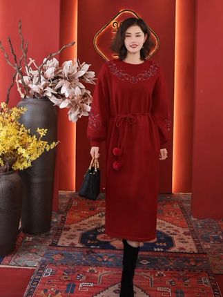 #谁穿谁好看 #穿出高级感 #中式美学服饰 #遮肚子藏肉显瘦连衣裙 #心想事成太好看了