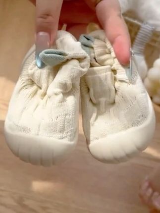 宝宝轻松学步 防滑软底一步到位!#防滑 #婴儿鞋 #学步鞋