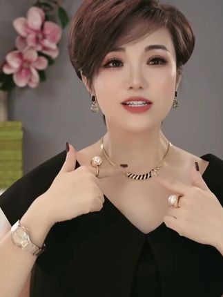 铜合金合成锆石项链 欧美夸张金色复古黑条纹项链女2025锁骨链ins#热门 #热门音乐🔥 #热门短剧推荐
