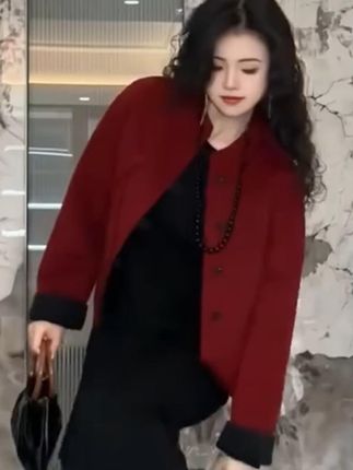 秋冬一条小黑裙见不同人的穿搭 #爱了爱了