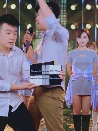 房岩小哥专属到手24双臭袜,可试穿3双! #袜子 #防臭袜 #很哇塞的袜子 #男袜 #袜子推荐