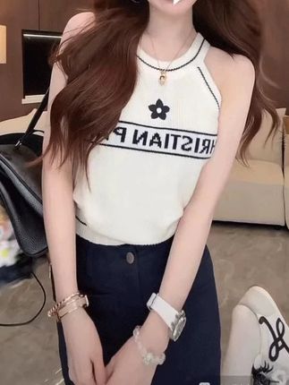 辣妹圆领挂脖针织无袖背心女夏季纯欲性感收腰显瘦别致短款小上衣#今天穿什么 #ootd穿搭 #夏季新款 #小个子穿搭 #穿出高级感