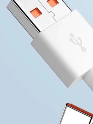 手机电量告急别慌!适配小米 12Pro 充电器线在此,Xiaomi 11/10/9 系列以及红米 k60 也统统适用。67W/120W 快充规格任选,搭配原装芯片,充电飞速,能大幅缩短等待时间。加粗线芯,不仅传输稳定,还耐弯折不易断。即便是边玩边充,也不用担心过热问题。多场景可用,居家、办公、出行都合适。有它,随时保持电量满格! #小米快充线 #手机充电配件 #数据线 #好物推荐🔥 #充电器