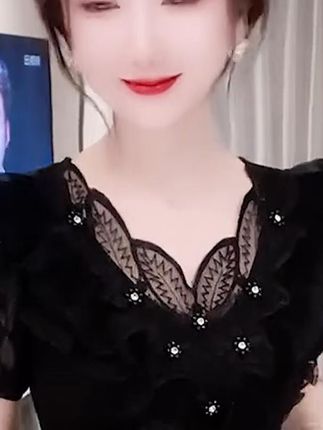 #显瘦连衣裙 #谁穿谁好看 #女人味十足 #洋气减龄 #面料舒适透气