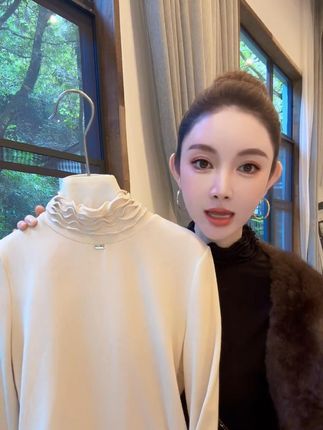 洋气设计感褶皱半高领加磨毛绒T恤女