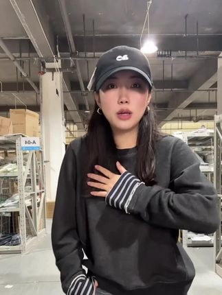 黑灰花纱拼梭织袖口长袖碳素磨毛圆领卫衣7775 【墨琼】“蓝染毛圈”黑灰花纱拼梭织袖口长袖碳素磨毛圆领卫衣7775 #墨琼 ##面料超级舒服