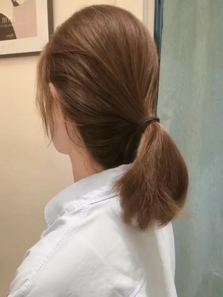 韩版气质钛钢字母抓夹女秋冬复古新款时尚洋气后脑勺鲨鱼夹盘发抓#韩版抓夹 #钛钢发夹 #字母抓夹 #秋冬发型 #时尚配饰