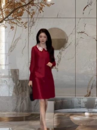 【一衣两穿】波尔多红高贵设计感网红洋气炸街女装连衣裙 #早秋穿搭公式 #气场女王 #优雅气质高贵淑女 #红色连衣裙 #遮肉显瘦连衣裙