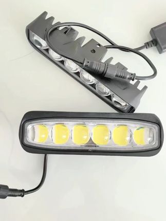 汽车货车中网 LED 射灯高亮度黄白光高功率光铺路中网射灯防水雾灯#汽车 #黄白光 #防水铺路
