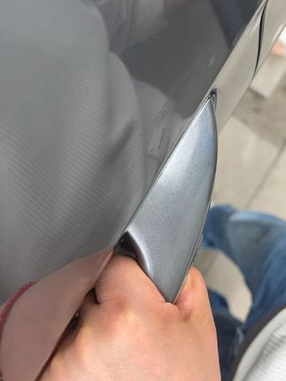 新车出厂都会涂抹润滑脂