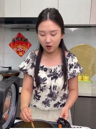 #蛋糕预拌粉做蛋糕教程# 电饭煲蛋糕 #在家就能轻松搞定 #电饭煲蓬松蛋糕# 制作简单方便好吃 #美食分享# 早餐吃什么 #戚风蛋糕