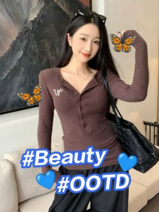 #毕雯珺 #张予曦 #深情眼 #张予曦毕雯珺真拍了红裙抱 #打底衫 美式复古刺绣辣妹半开领亨利排扣紧身长袖T恤修身打底衫女百搭款