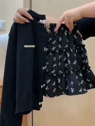 秋冬小香风套装女新款爆款洋气针织开衫气质碎花半身裙两件套 #半身裙 #针织开衫 #洋气针织 #开衫气质 #半身裙两件套