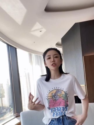 #今日穿搭look #短袖t恤