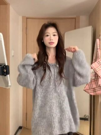 #秋冬穿搭新鲜感在线 #气质感十足的穿搭 #显白才高级#森系少女感穿搭 #清冷感穿搭 ##纯欲穿搭
