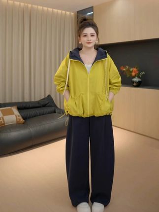 【国庆穿搭】超轻量连帽显瘦减龄外套~#大码女装 #品质女装 #遮肉显瘦 #宽松版型 #时尚女装