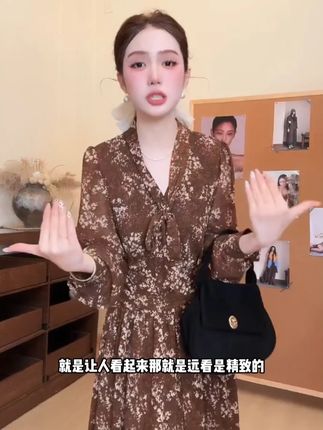 茶歇法式气质老钱风碎花连衣裙子女秋季2025新款长袖雪纺收腰短裙 #连衣裙 #秋季穿搭 #时尚穿搭 #简约穿搭 #显瘦穿搭
