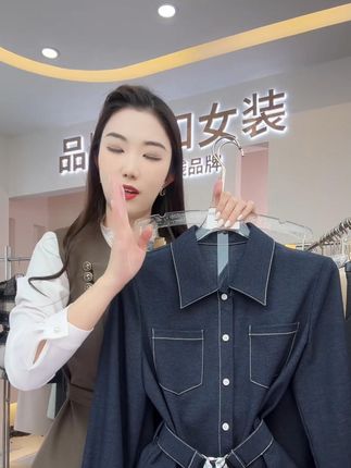 气质简约通勤/简约衬衫女装时尚套装小众休闲套装